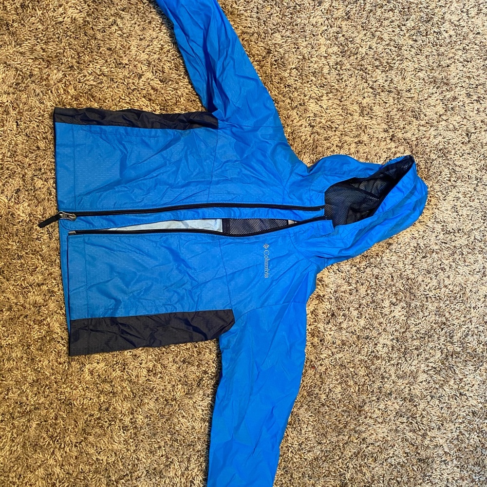 Kids light weight Columbia jacket